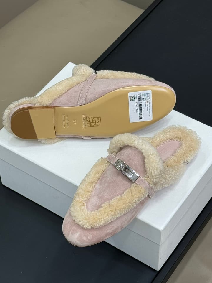 Hermès H Kelly Classic Mule Slippers – 24FW