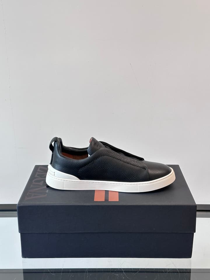 Zegna Men's Low-Top Leather Sneakers in Black & White