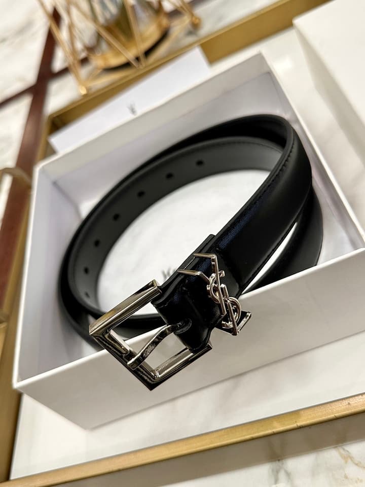 Saint Laurent Classic Leather Belt – 3.0cm