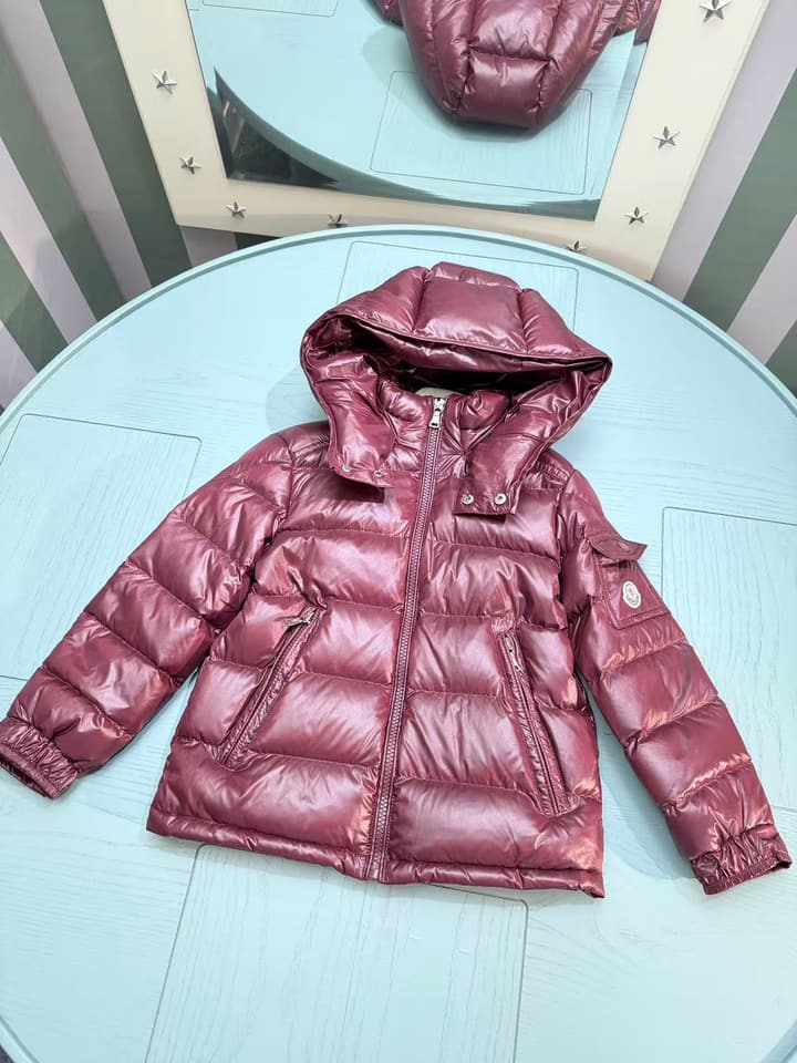 Moncler Kids Puffer Jacket – 2025 Collection in Light Pink