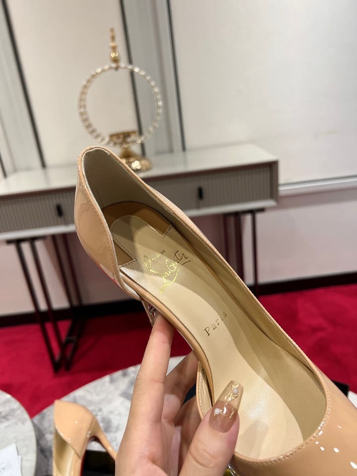Christian Louboutin Classic Kate Side Cut-Out Pumps in Black Patent