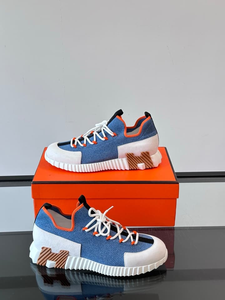 Hermès Men's Casual Sport Sneakers in All Black Knit