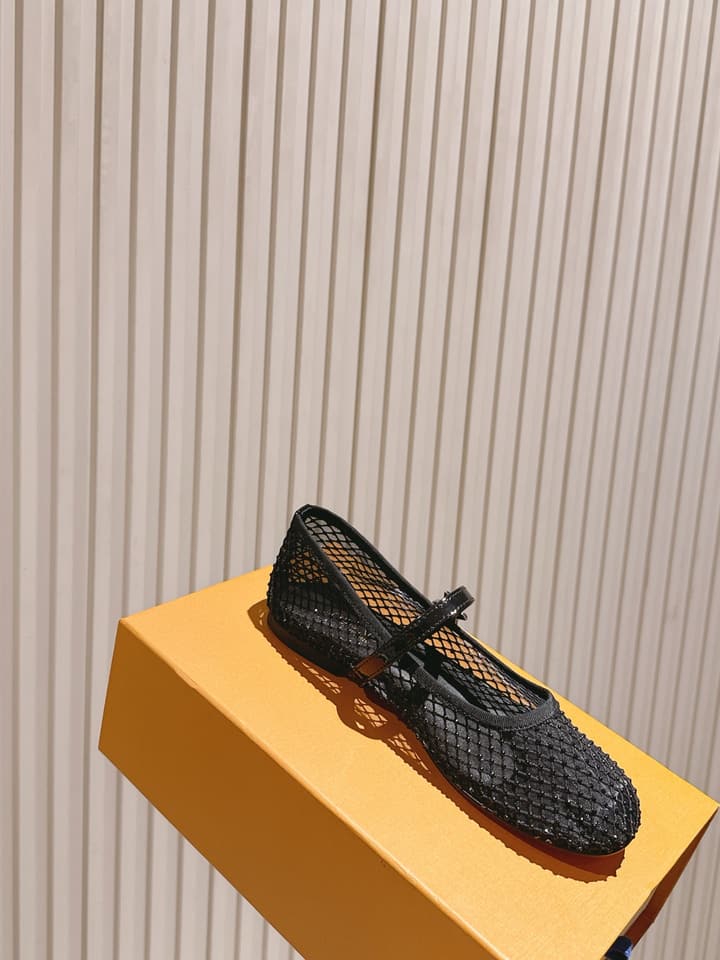 Louis Vuitton Ballet Flats – 2025SS in Black