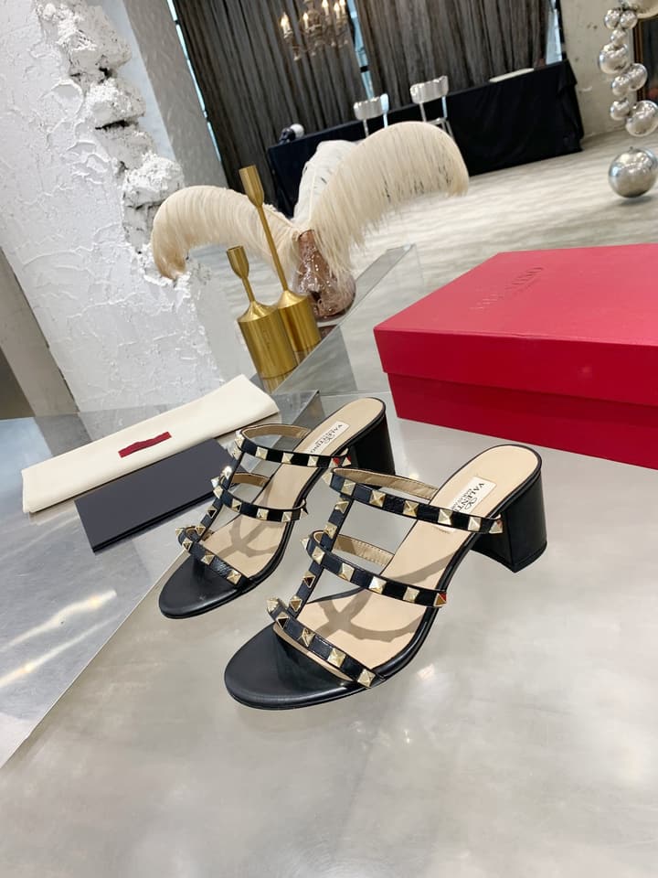 Valentino Rockstud Classic Block Heel Sandals in Nude With Gold Studs