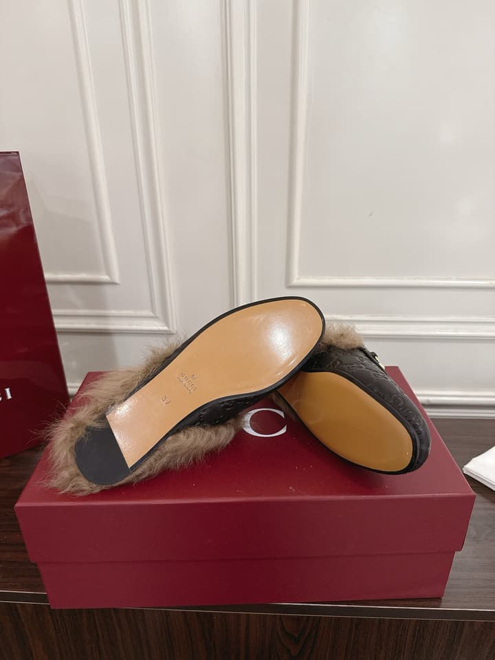Gucci Tuscan Wool Loafers – Autumn/Winter Must-Have in Beige Gg Monogram With Tan Fur