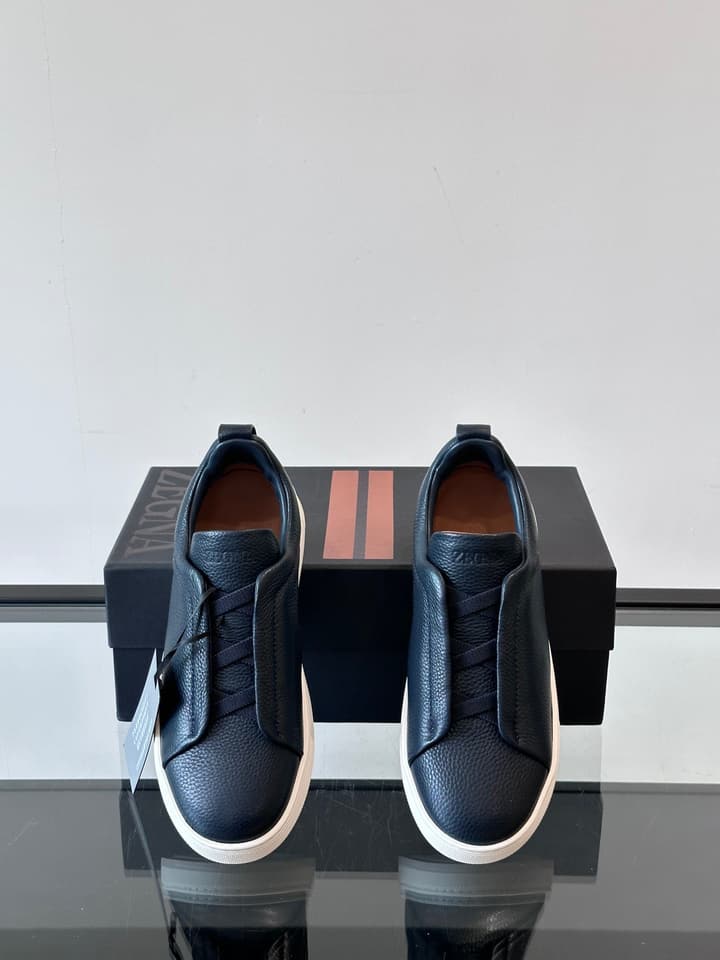 Zegna Men's Low-Top Leather Sneakers in Black & White