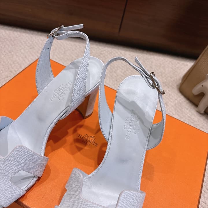 Hermès Eremite 80 Heeled Sandals in Blush Pink