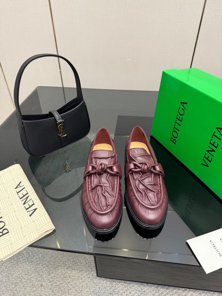 Bottega Veneta Astaire Suede Loafers in Black Leather
