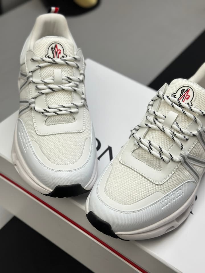 Moncler Trailgrip GTX Performance Running Shoes in Black