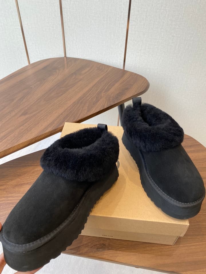 UGG Tazzler Sheep Wool Slippers – Autumn/Winter Collection in Black Suede