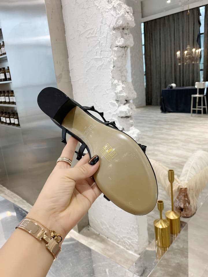 Valentino Rockstud Classic Block Heel Sandals in Nude With Gold Studs