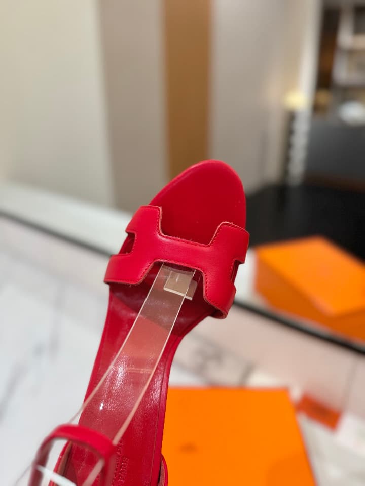 Hermès Classic Smooth Cowhide Pumps – 9cm in Caramel Brown