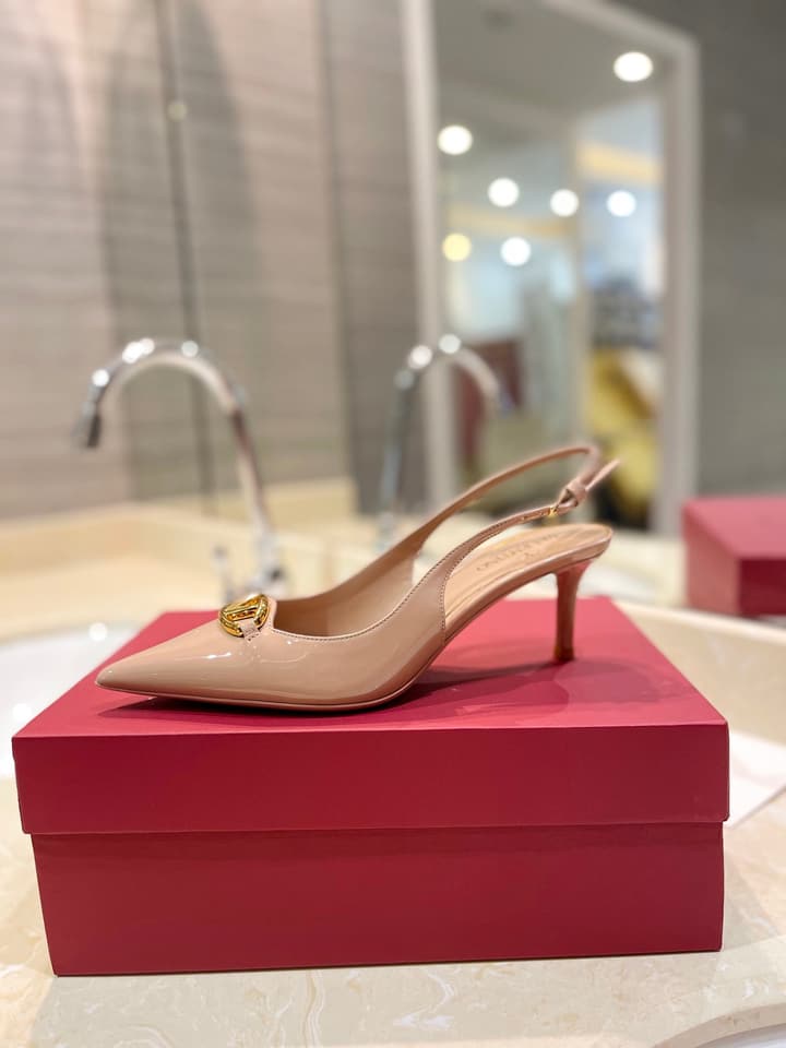 Valentino VLogo Signature Patent Leather Slingback Heels – 2024 Collection in Nude Leather