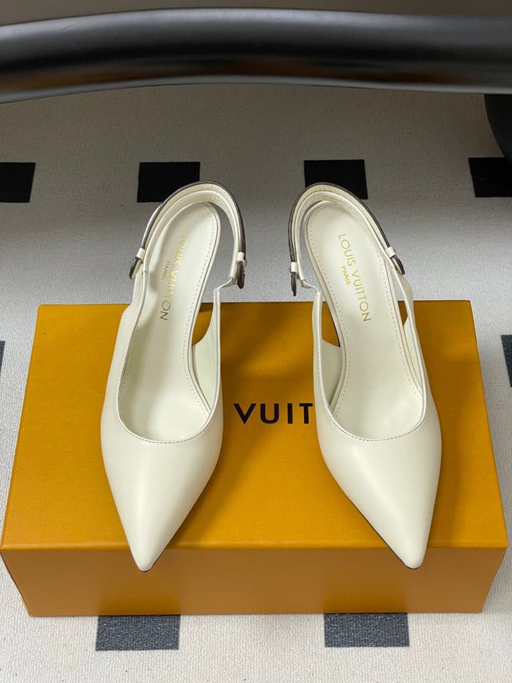 Louis Vuitton Legacy Slingback Pumps – 25SS in Light Grey Patent