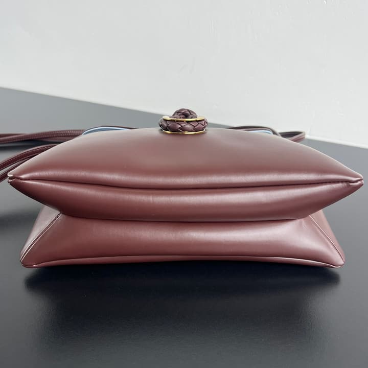 Bottega Veneta Small Liberta Handbag – FW24