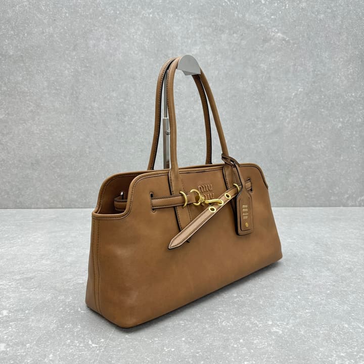 Miu Miu Aventure Horizontal Tote Bag – 25SS