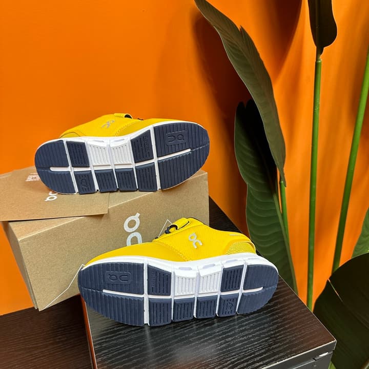On Kids Running Sneakers – Kids Collection in Black