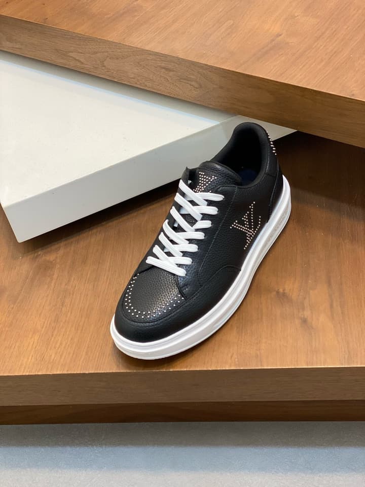 Louis Vuitton Calfskin Breathable Loafers in Black