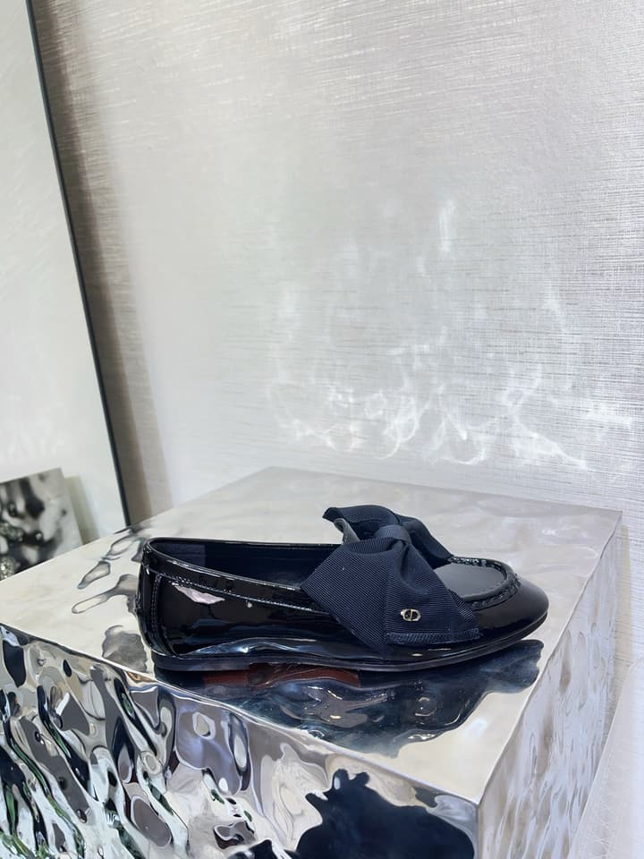 Dior Diorissimo Patent Leather Loafers – 2025 Fall Collection