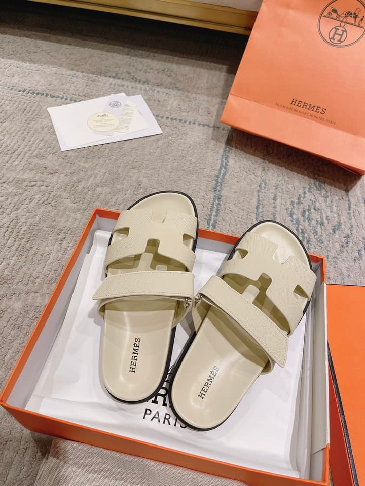 Hermès Chypre Suede Unisex Slides in Black With Dark Blue Strap