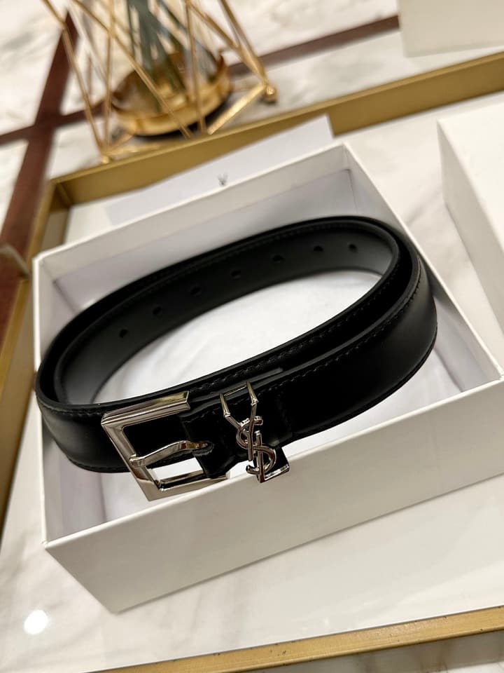 Saint Laurent Classic Leather Belt – 3.0cm