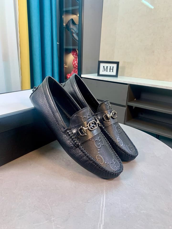 Gucci Men's Embossed Leather Driving Shoes in Brown Leather Loafer
