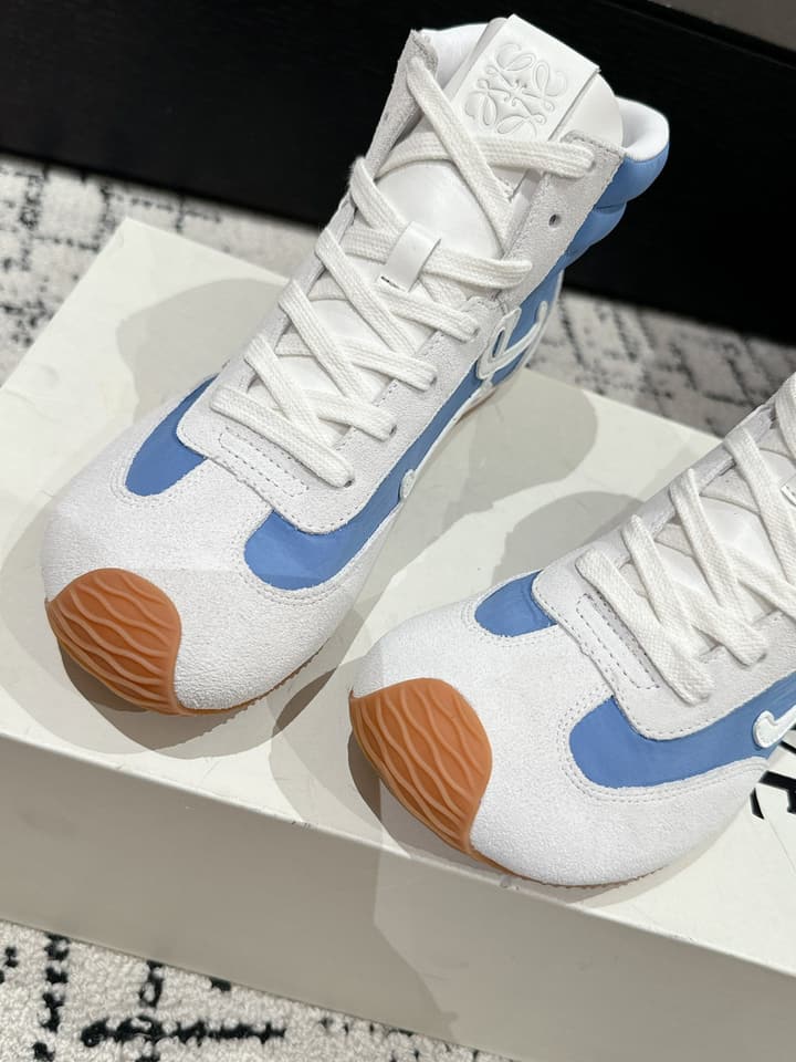 Loewe Flow Runner 2.0 Runway Sneakers – 25SS in All White With Gum Sole