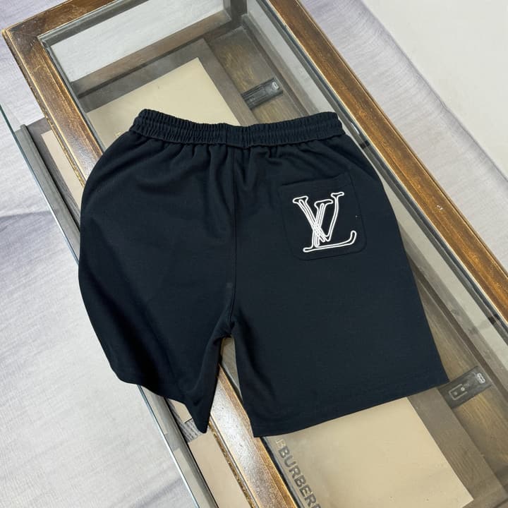 Louis Vuitton Casual Shorts – 2026 Collection in Apricot With Script Logo