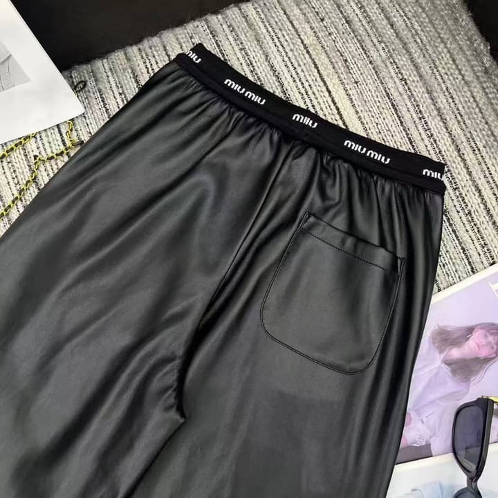 Miu Miu Letter Elastic Waist Straight Leather Pants in Black