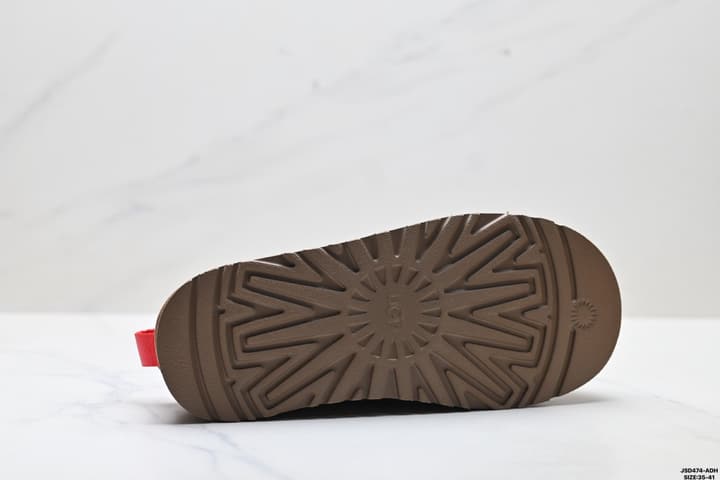 UGG Tazz Slip-On Snow Boots in Chestnut Suede With Red Trim