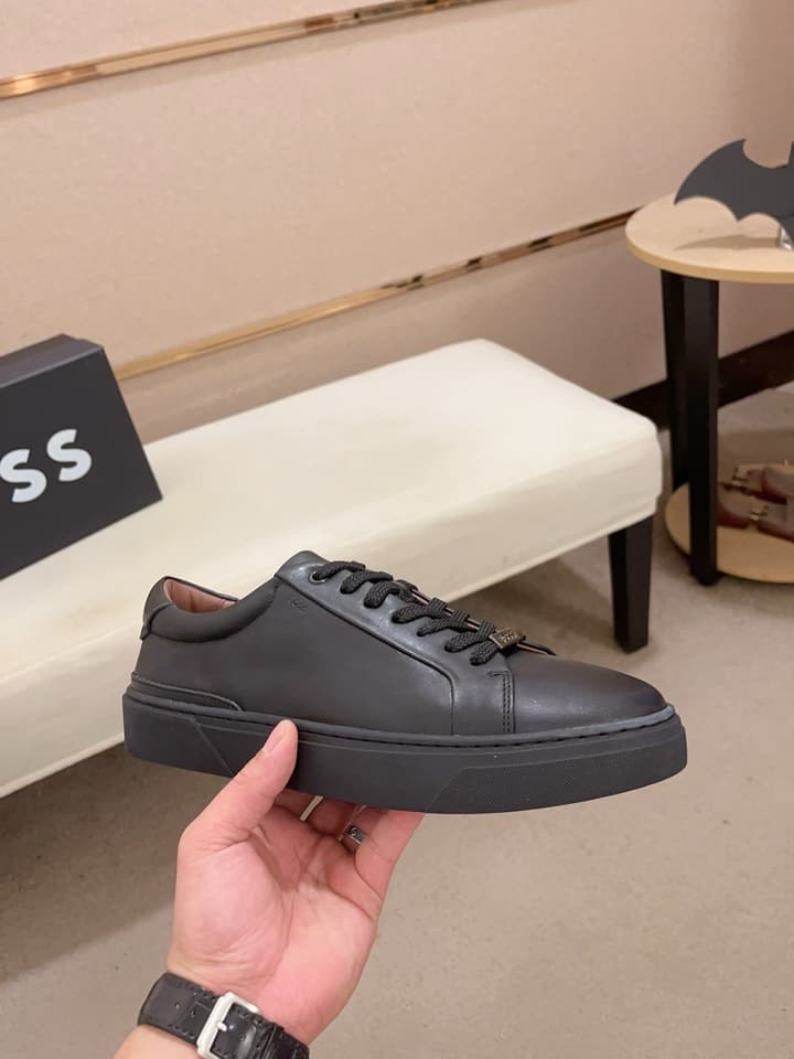 Boss Premium Casual Men's Sneakers in Black Monochromatic