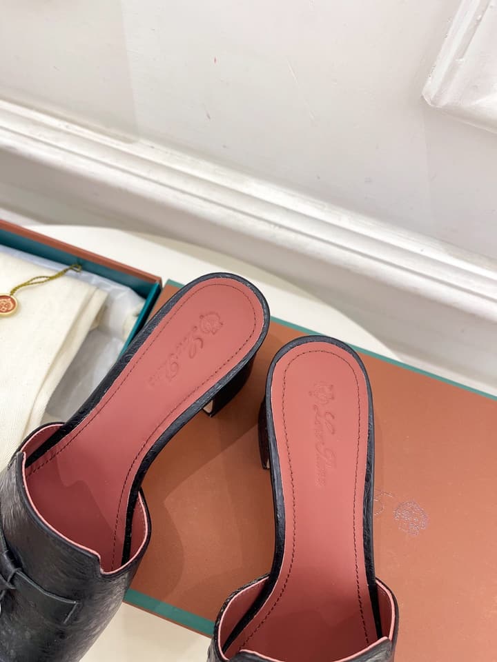 Loro Piana Summer Charms Ostrich Mules – 2025 Spring/Summer Collection in Black