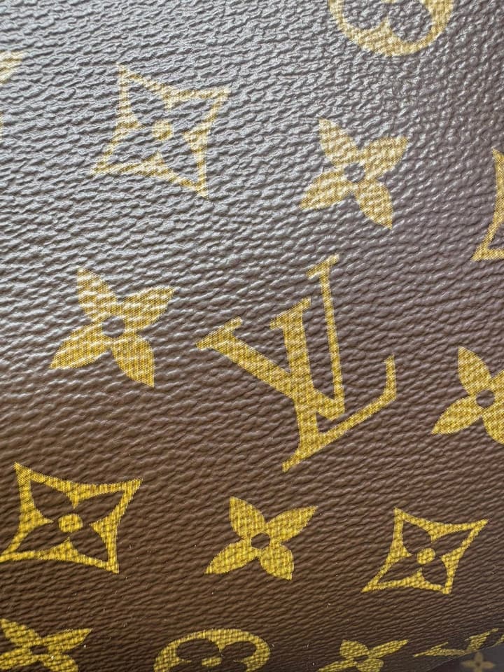 Louis Vuitton Neverfull Bandoulière Inside Out Tote Bag in Red