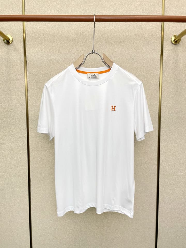 Hermès Men's Casual Short-Sleeve T-Shirt in Black