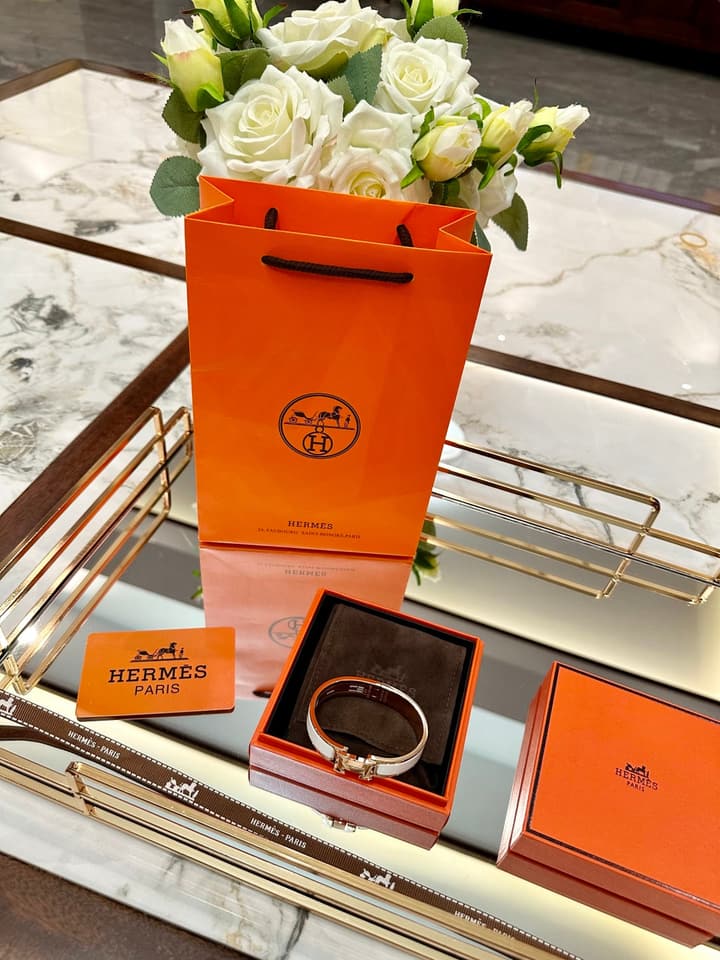 Hermès H-Letter Oval Enamel Bracelet in Black