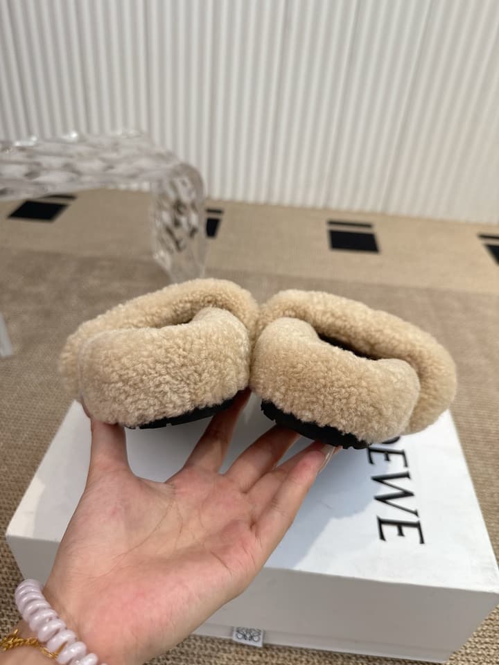Loewe Classic Autumn/Winter Wool Slippers in Black With White Text