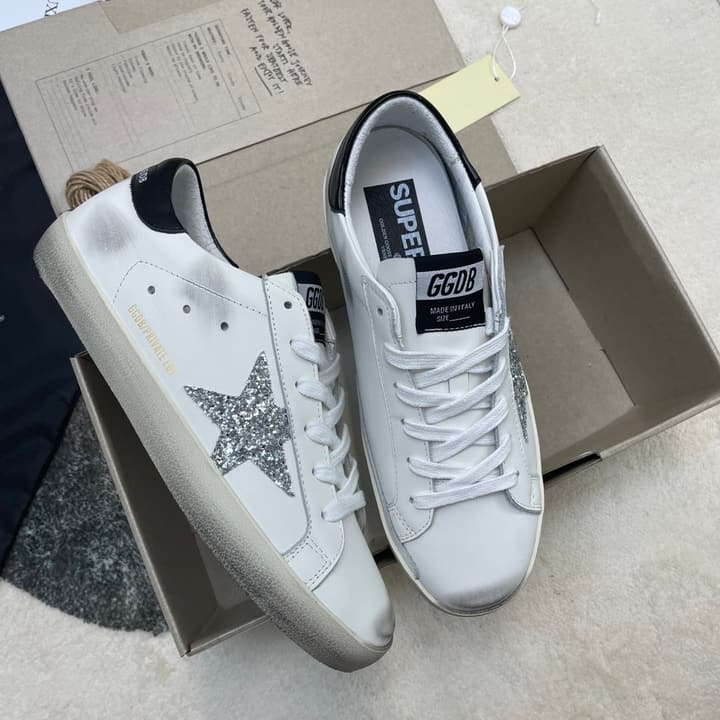 Golden Goose Superstar Graffiti Sneakers – SS22 in Black Star Rose Gold Toe
