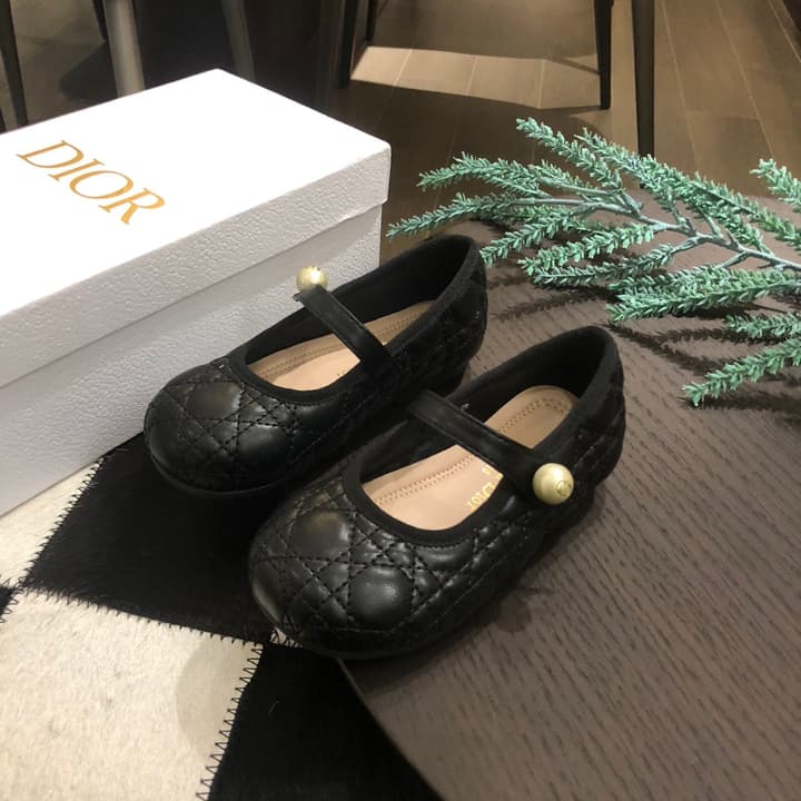 Dior DioBady Ballet Quilted Flats – Kids Collection – 2024SS in Black Quilted With Pearl Strap