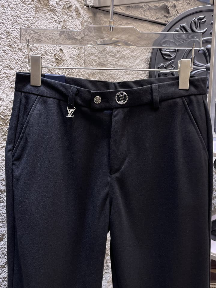 Louis Vuitton Wool Blend Dress Trousers – Autumn/Winter Collection in Black