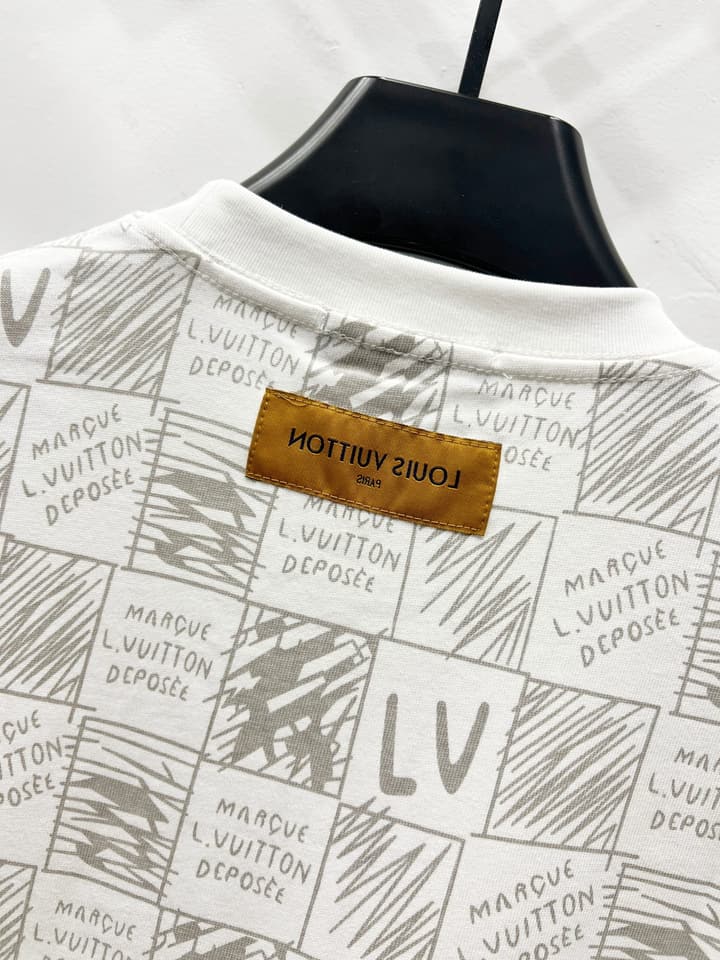 Louis Vuitton Classic Damier Print T-Shirt – 2025SS in Classic Black