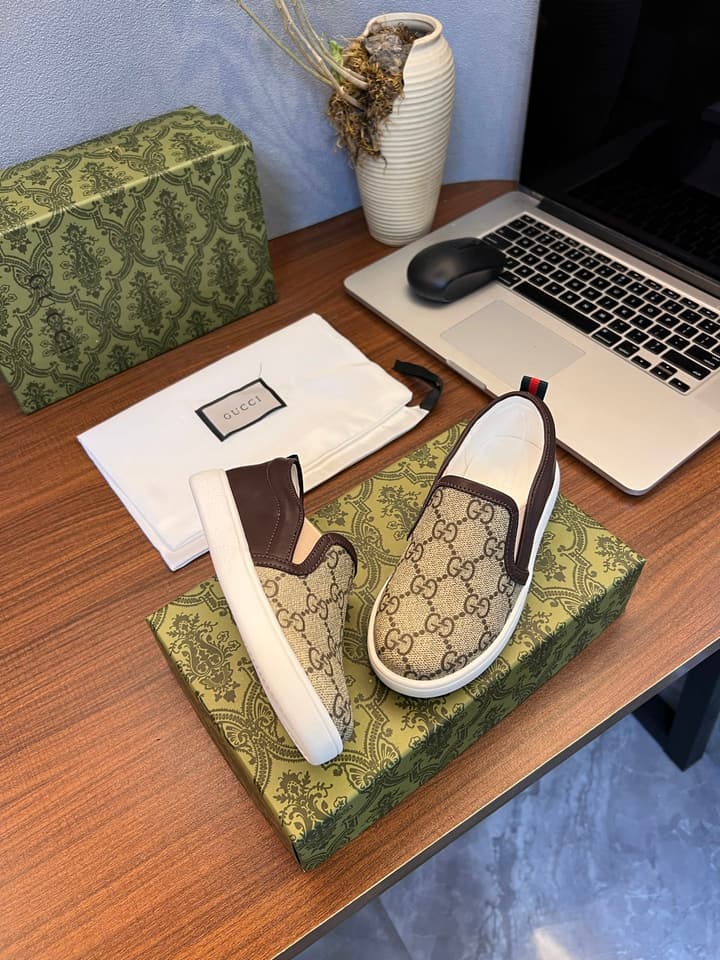 Gucci Kids Sheepskin-Lined Sneakers – Kids Collection