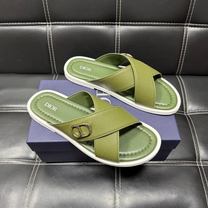 Dior Men's Pebbled Leather and Suede Slides – Spring/Summer Collection 2025 in Black Pebbled Leather Cross Strap