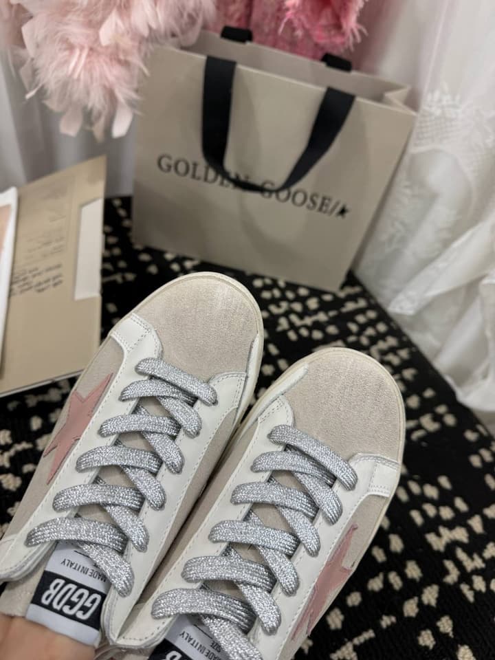Golden Goose Super Star Leather Sneakers in Black Star Black Heel