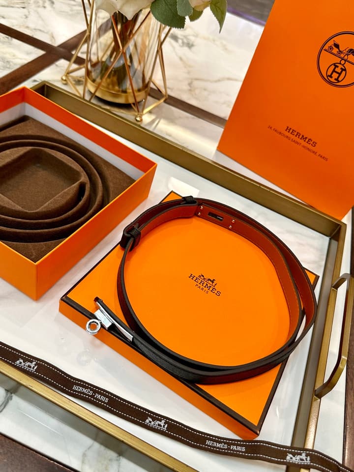 Hermès Slim Leather Belt – 2.0cm in Black With Silver Buckle