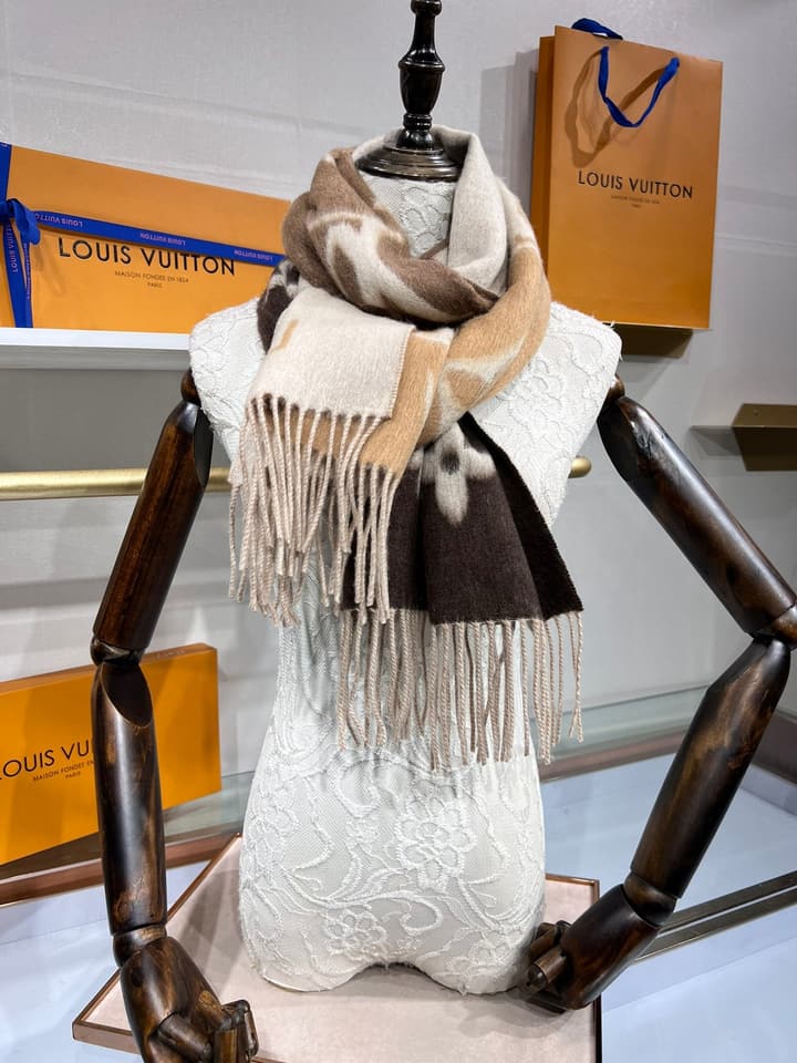 Louis Vuitton Double-Sided Cashmere Gradient Scarf