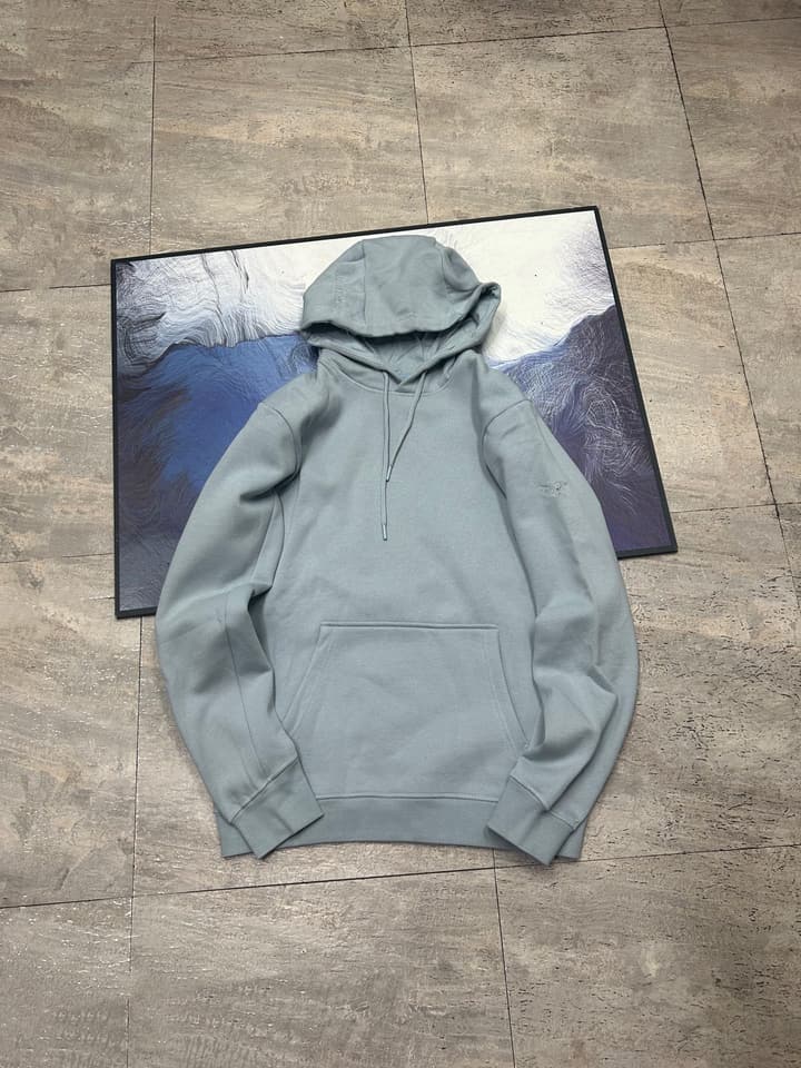 Arc'teryx Emblem Fleece Hoodie in Classic Black