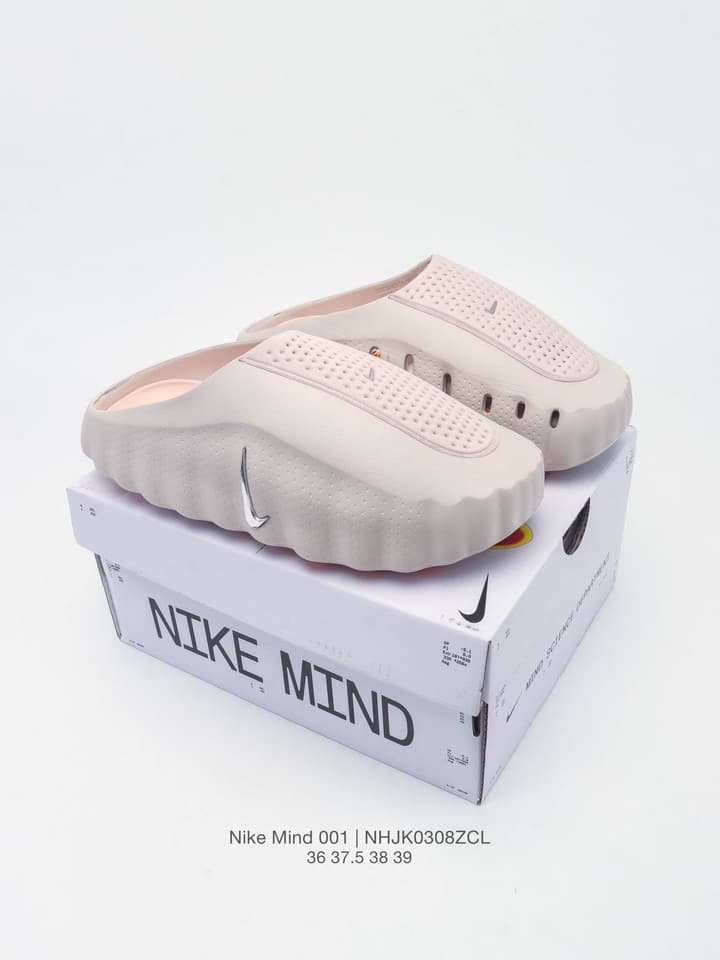 Nike Mind 001 Recovery Mules – 2025 in Light Grey