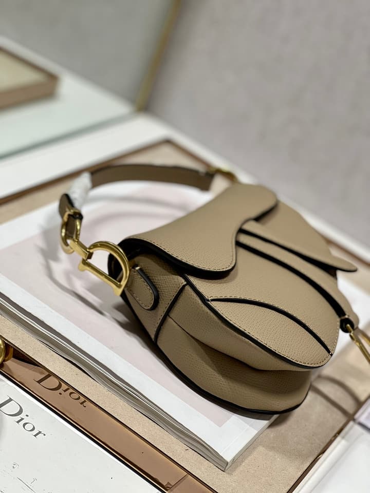 Dior Saddle Shoulder Bag in Black