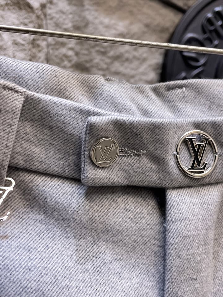 Louis Vuitton Wool Blend Dress Trousers – Autumn/Winter Collection in Black