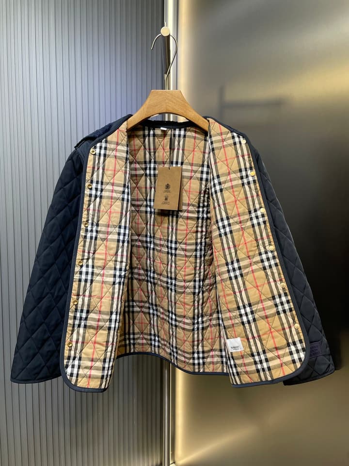 Burberry Quilted Long-Sleeve Jacket – 25FW in Charcoal Grey